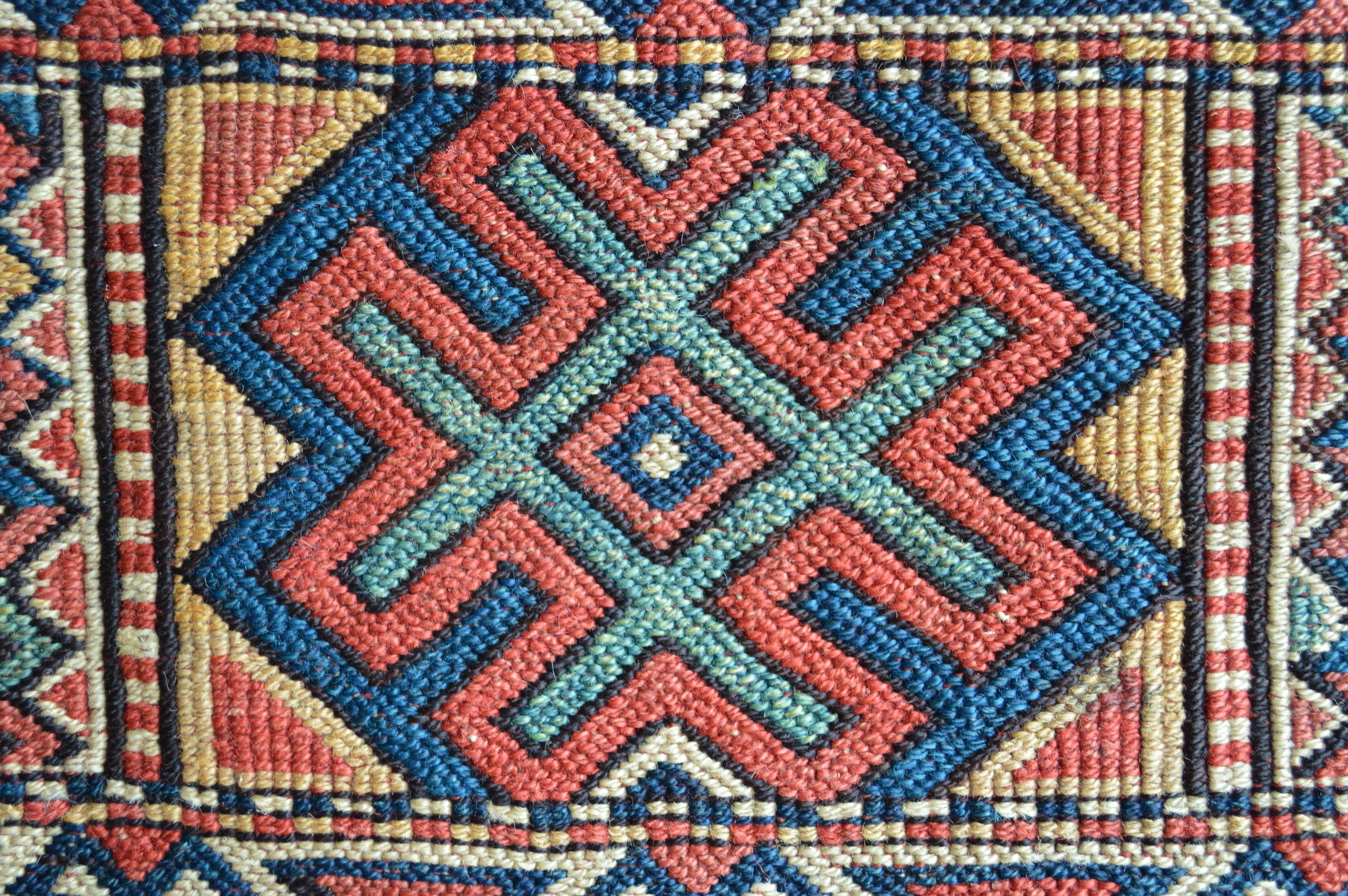 to Brian MacDonald Antique Rugs & Carpets