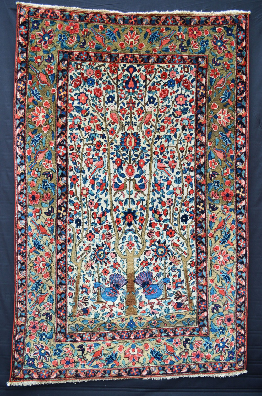 antique bakhtiari rug the chahar mahal western persia