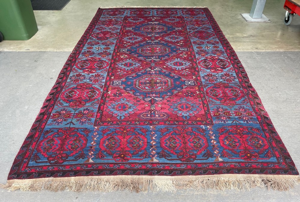 antique soumak carpet lesghi region south daghestan eastern caucasus