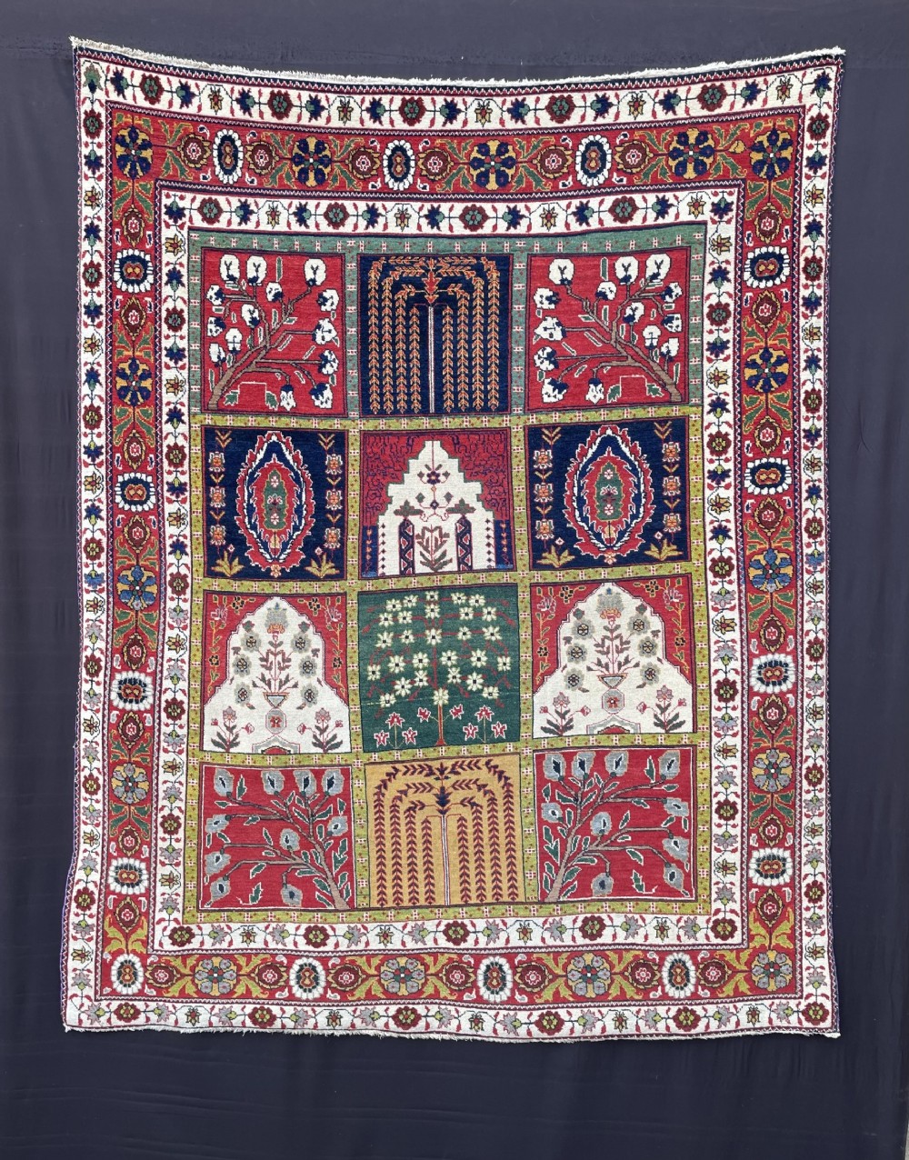 bakhtiari 'khan' rug bakhtiari tribes the chahar mahal western persia